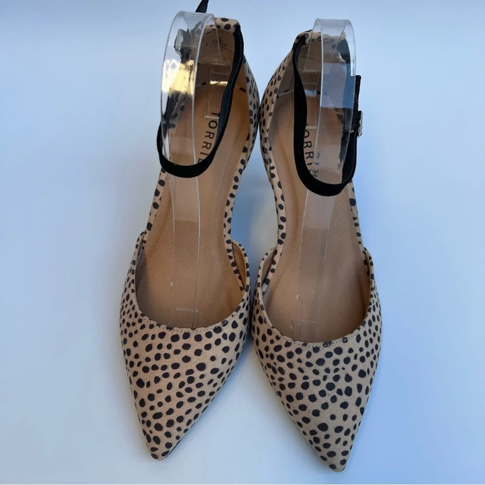 Torrid Cheetah Print Ankle Strap Pump Heals Size 8WW - Picture 10 of 12